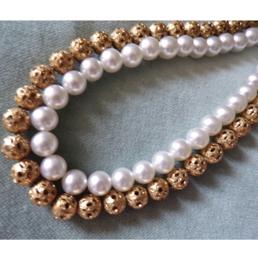 unique VINTAGE 2-STRAND NECKLACE choker faux pearl gold 1960's 60's